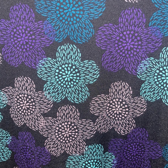 Lularoe Randy baseball T top size small - Picture 3 of 4